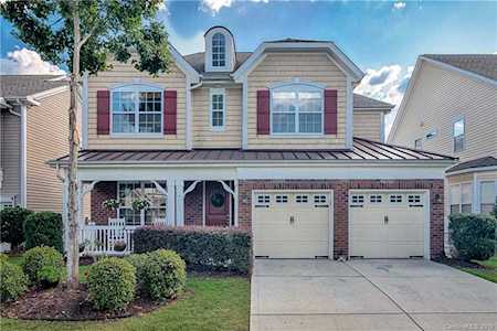 9517 Ridgeforest Dr Charlotte, NC 28277