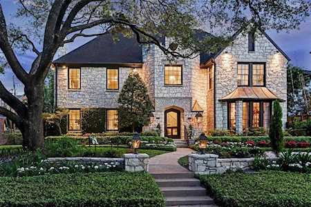 2153 Inwood Dr Houston, TX 77019
