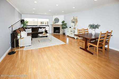 1236 N Columbus Avenue #26 Glendale, CA 91202