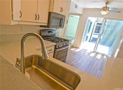 146 Yorktown Lane Costa Mesa, CA 92626