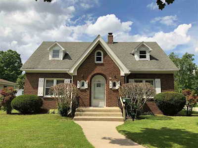 410 North St Beaver Dam, WI 53916