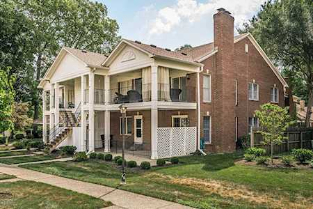 657 Breckenridge Ln Louisville, KY 40207