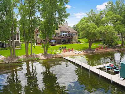 1426 Beachcomber Boulevard Waconia, MN 55387