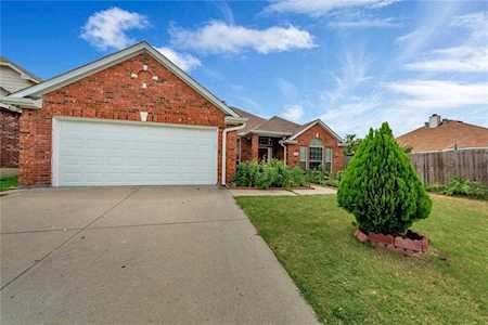 5300 Elmdale Drive Watauga, TX 76137