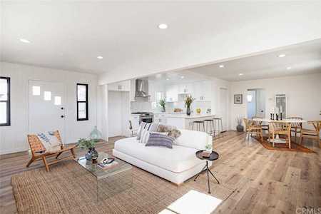 2136 Republic Avenue Costa Mesa, CA 92627