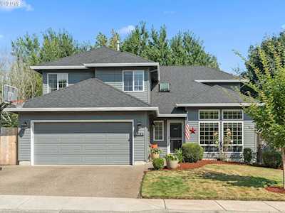 17705 SW Mandel Ln Sherwood, OR 97140
