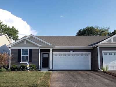 306 Sussex Ln North Aurora, IL 60542