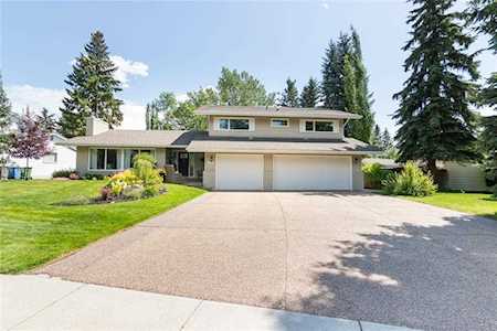 10812 Willowfern Drive SE Calgary, AB T2J 1R5