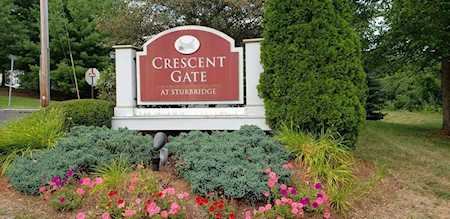 7 Crescent Way #302 Sturbridge, MA 01518