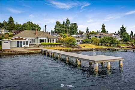1206 E LAKESHORE DRIVE Lake Stevens, WA 98258