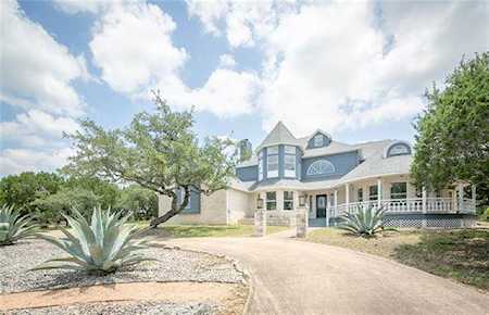 8335 La Plata Loop Austin, TX 78737