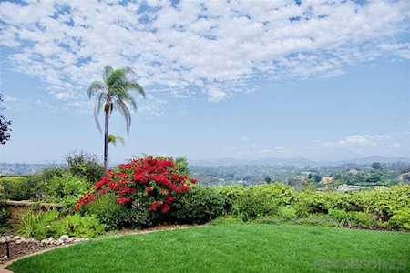 654 San Mario Dr Solana Beach, CA 92075