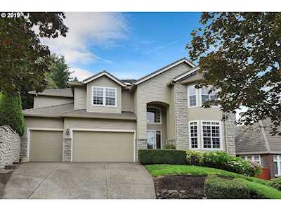 17613 SW Woodhurst Pl Lake Oswego, OR 97034