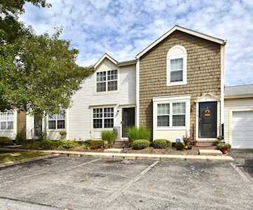5062 Singleton Drive Hilliard, OH 43026