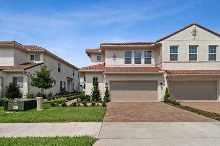 2910 Rapollo Lane Apopka, FL 32712