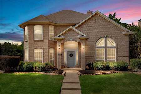 2811 Wateridge Court Grapevine, TX 76051