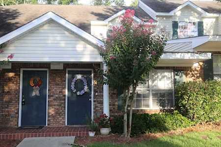 2738 W Tharpe Street Tallahassee, FL 32303