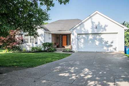 10802 Hollyview Ct Louisville, KY 40299