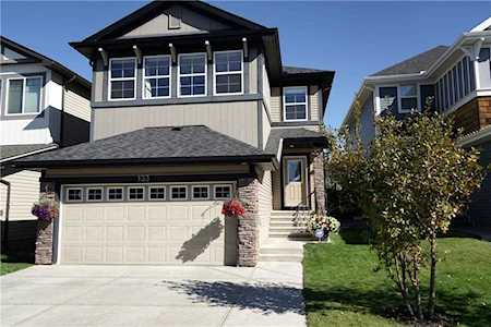 133 Auburn Glen Manor SE Calgary, AB T3M 0L3