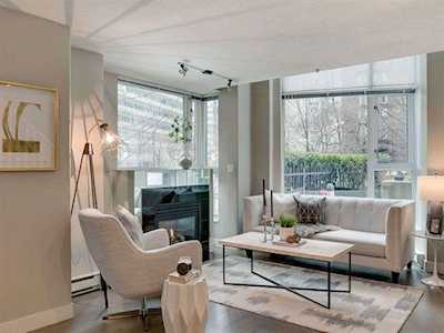 601 Jervis Street Vancouver, BC V6E 3M5