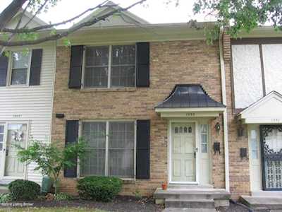 1933 Manor House Dr Louisville, KY 40220