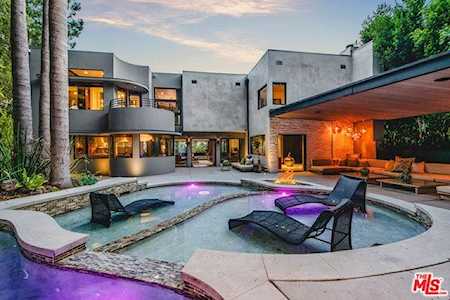 1684 N Crescent Heights Los Angeles, CA 90069