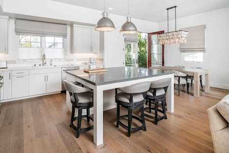 3724 State St #208 Santa Barbara, CA 93105