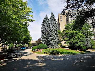 250 Hammond Pond Pkwy #1008S Newton, MA 02467