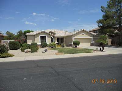 2929 S Larkspur Street Gilbert, AZ 85295