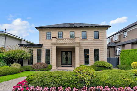 4512 Haggart Street Vancouver, BC V6L 2H5