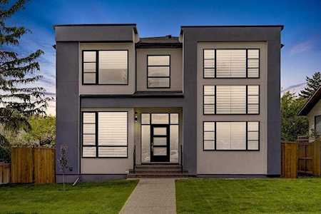 2107 Mackay Road NW Calgary, AB T3B 1C9