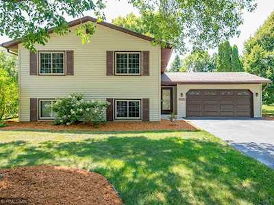 1836 Walnut Lane Eagan, MN 55122