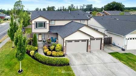 2521 12th Ave NW Puyallup, WA 98371