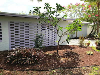 367 W Riverside Drive Tequesta, FL 33469