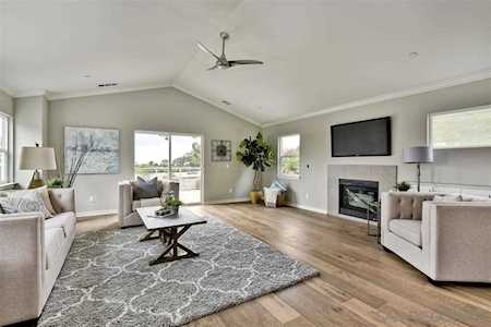 1432 Mackinnon Ave Cardiff By The Sea, CA 92007