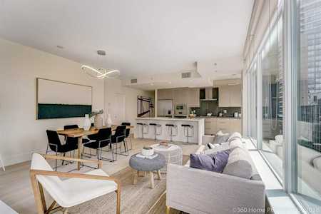 1211 Melville Street #903 Vancouver, BC V6E 0A7
