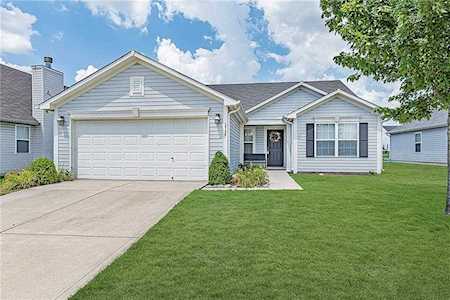 3724 Golden Grain Drive Whitestown, IN 46075
