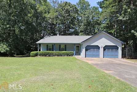 5422 Jamestowne Dr Powder Springs, GA 30127