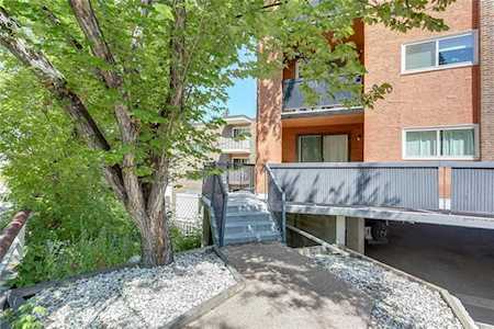 930 Royal Avenue SW #3 Calgary, AB T2T 0L5