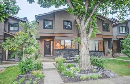 451 28 Avenue NW Calgary, AB T2M 2K7