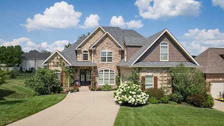 602 Weymuth Pl Louisville, KY 40245