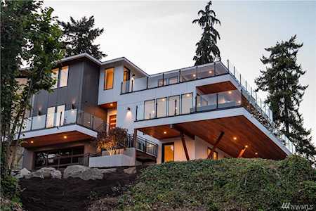 7867 56th Place NE Seattle, WA 98115