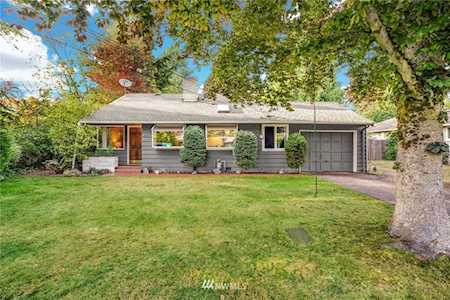 10616 NE 14th St Bellevue, WA 98004
