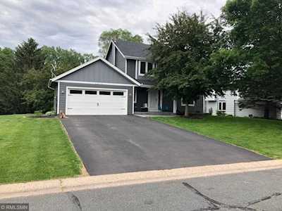 3610 Lakeview Trail Eagan, MN 55122