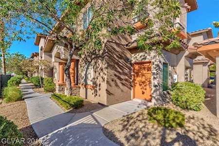 7701 Robindale Rd #208 Las Vegas, NV 89113