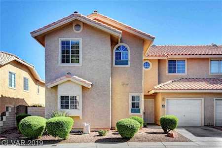 9377 Apache Springs Dr Las Vegas, NV 89117