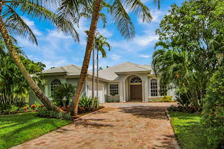 10801 SE Arielle Terrace Tequesta, FL 33469