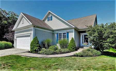 52 Schooner Cove LANE Narragansett, RI 02882