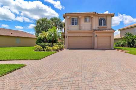 106 Bellezza Terrace Royal Palm Beach, FL 33411