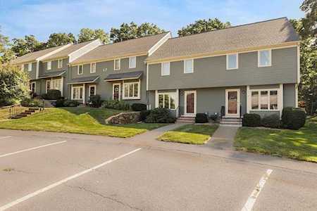 17 Deer Path #2 Maynard, MA 01754